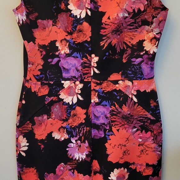 LONDON STYLE  DRESS - Picture 4 of 4